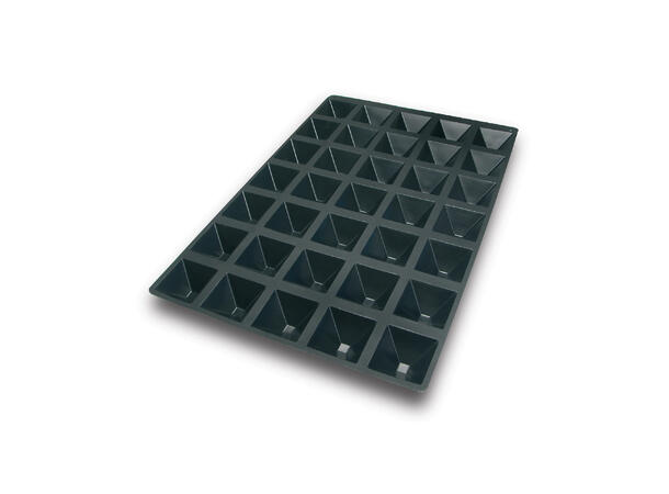 SQ010 Pyramids 65 x 65 x H35mm - 61ml x 35 