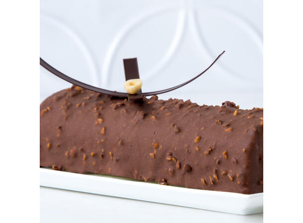 Gianduja sjokoladeglasur Crunchy biter av hasselnøtt og wafer 